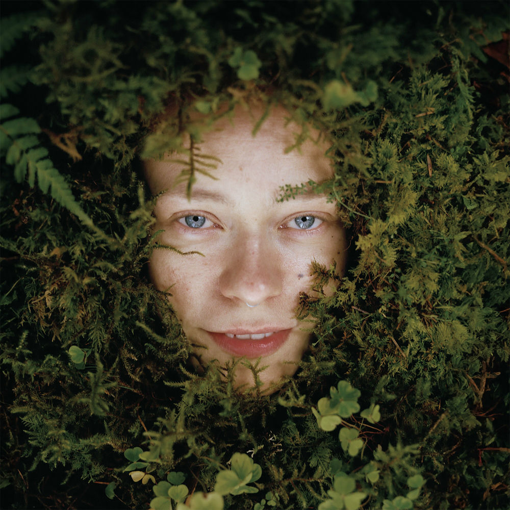 Anna B Savage – You & i are Earth