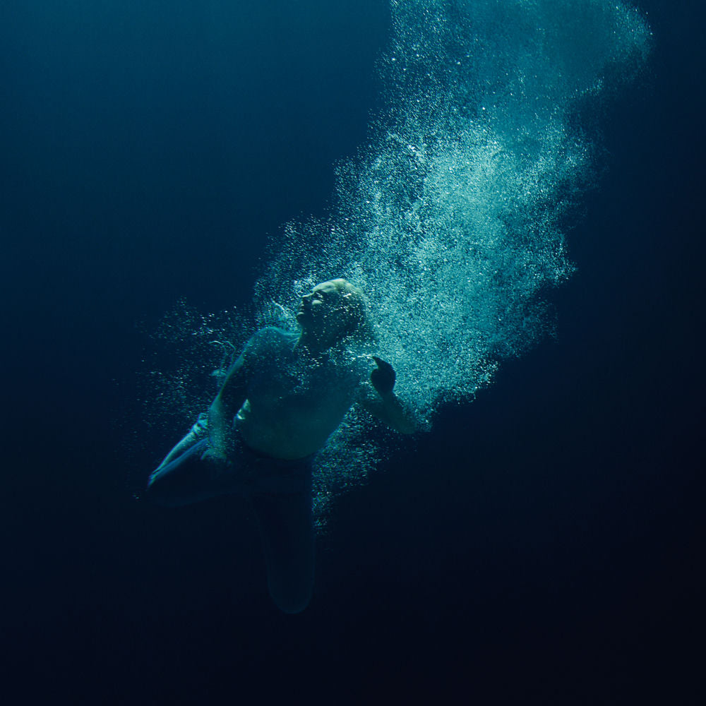 Låpsley – Through Water