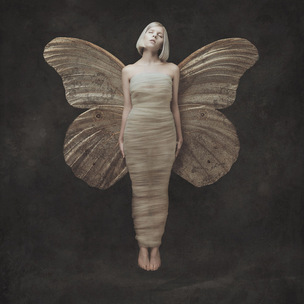 AURORA – All My Demons Greeting Me As A Friend (Deluxe)