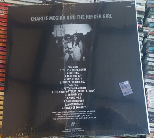 Charlie Megira und the Hefker Girl – Charlie Megira und the Hefker Girl — back cover