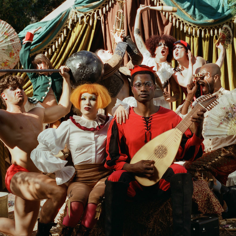 Haute & Freddy – Big Disgrace