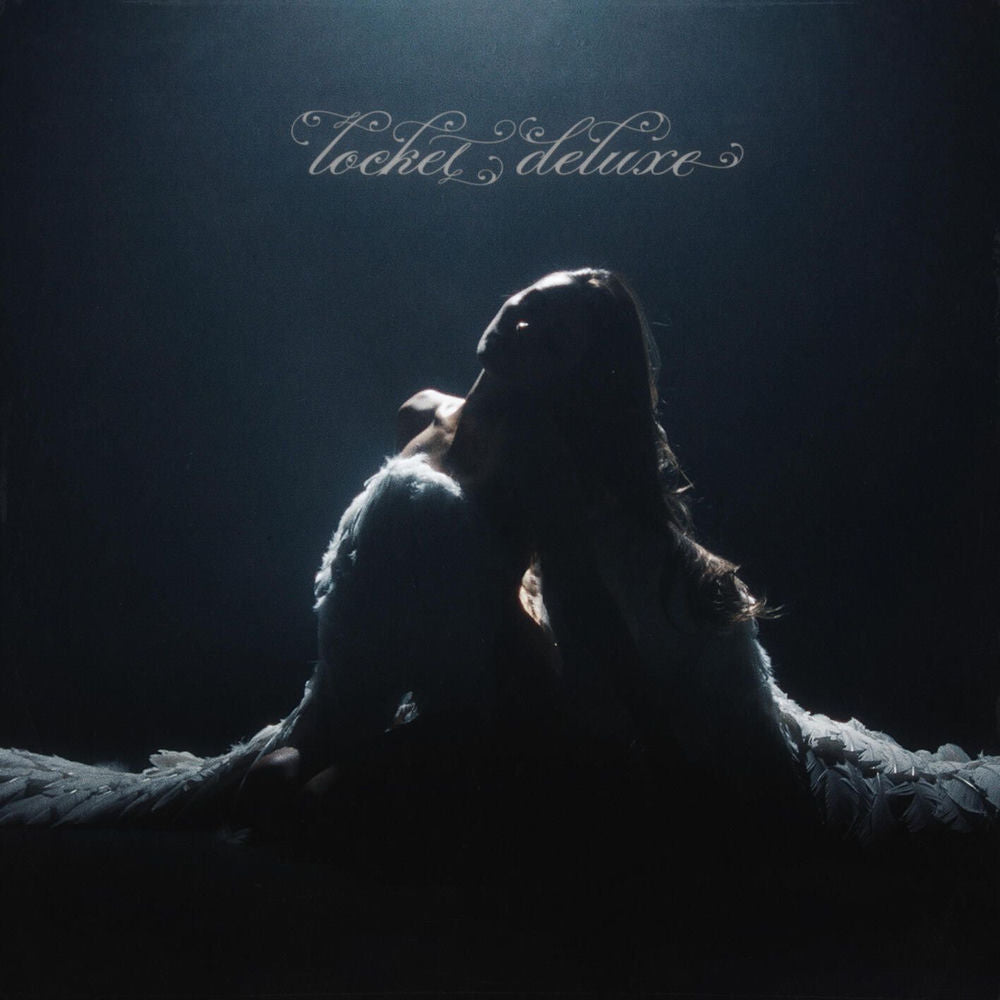 Madison Beer – locket deluxe