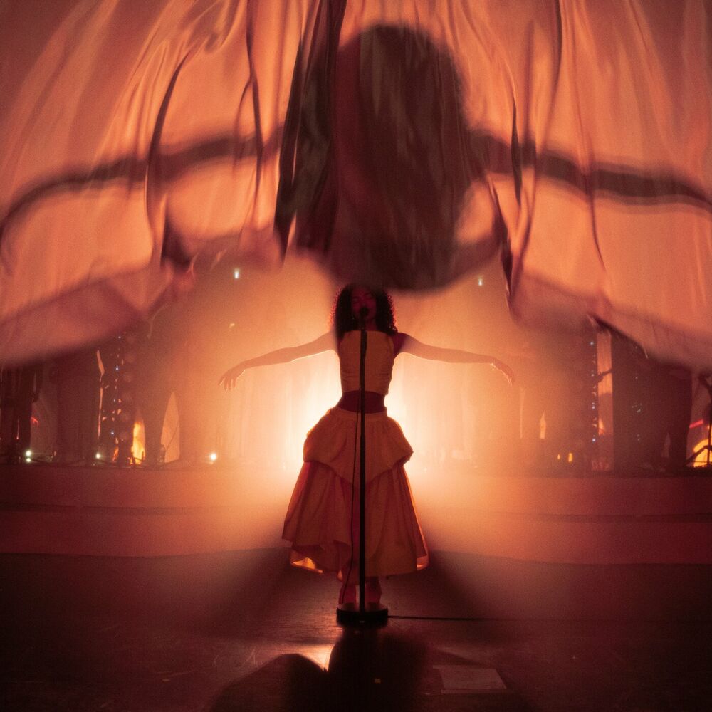 Olivia Dean – Live At Eventim Apollo